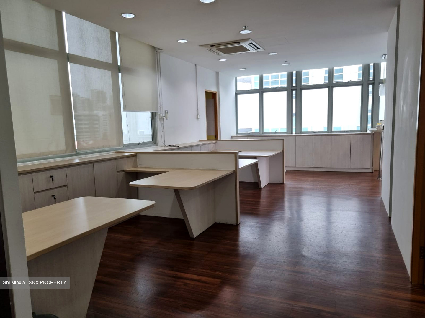 Prestige Centre (D23), Office #421540021